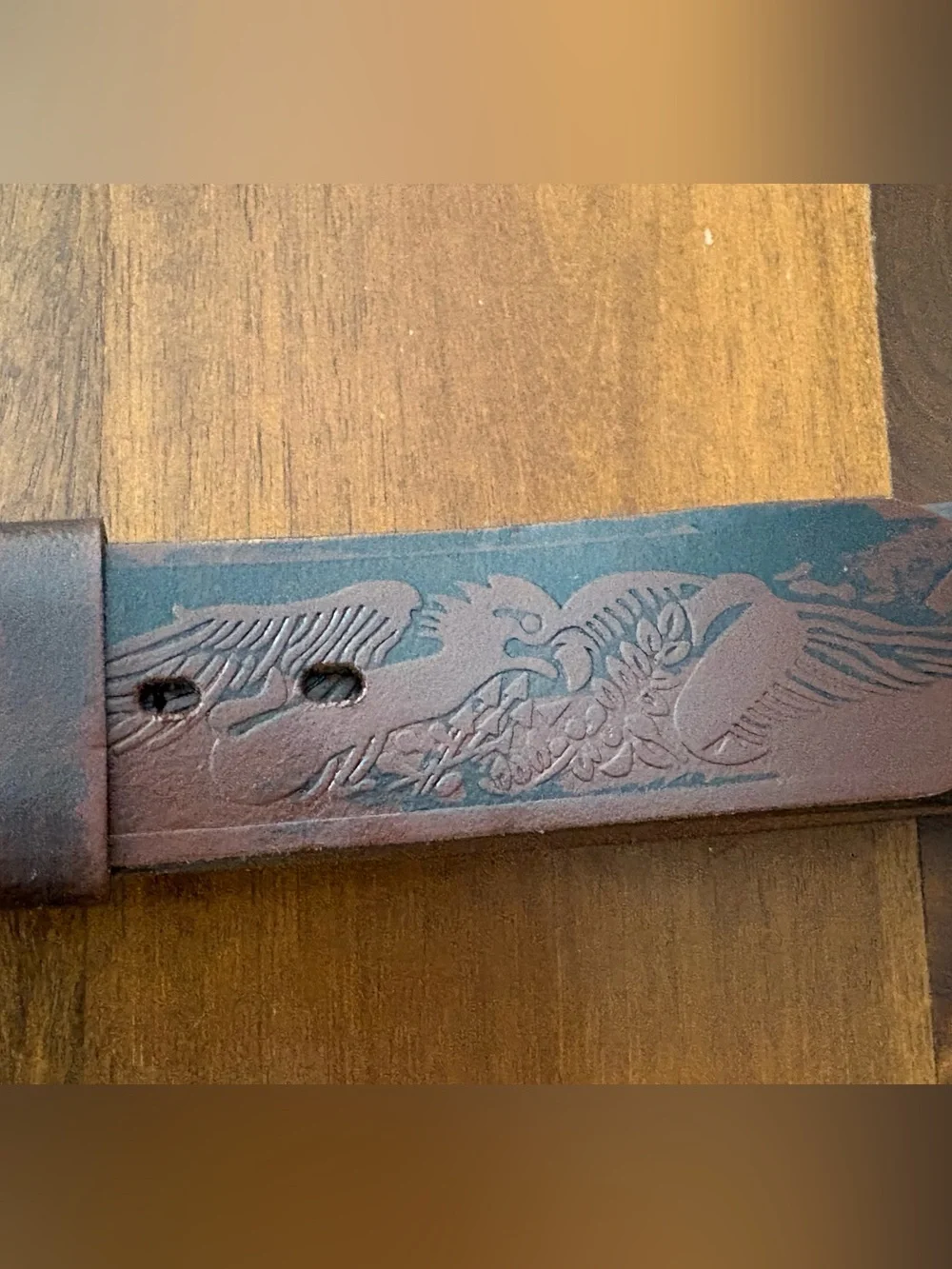 WRANGLER Embossed Eagle Pattern Leather Men’s Belt Brass-toned Buckle Sz 40/100